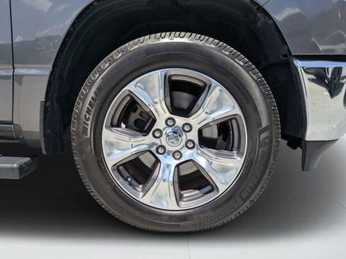 Used 2019 RAM 1500 Big Horn AWD/4WD image 10