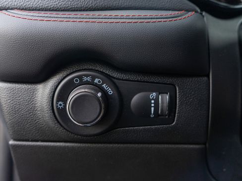 Used 2023 Dodge Durango GT image 16