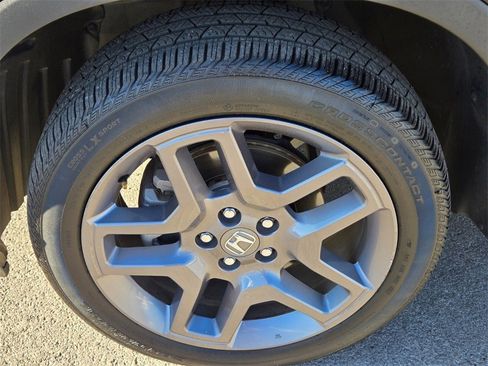 Used 2023 Honda Passport EX-L image 11