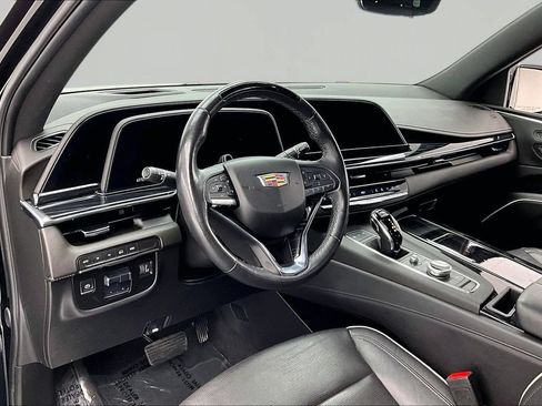 Used 2024 Cadillac Escalade Sport AWD/4WD image 14