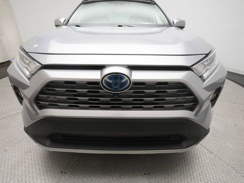 Used 2019 Toyota RAV4 Limited AWD/4WD image 22