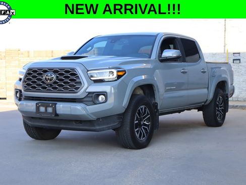 Used 2020 Toyota Tacoma TRD Sport w/ TRD Premium Sport Package AWD/4WD image 1