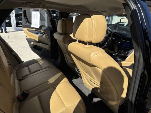 Used 2013 Cadillac XTS Luxury w/ Driver Awareness Package image 34