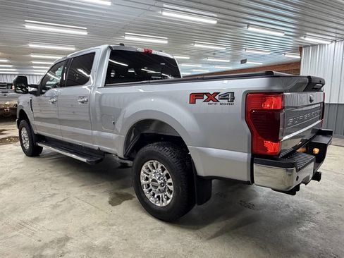 Used 2022 Ford F250 XLT w/ XLT Premium Package image 9