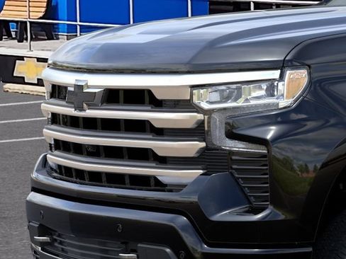 New 2026 Chevrolet Silverado 1500 High Country AWD/4WD image 13