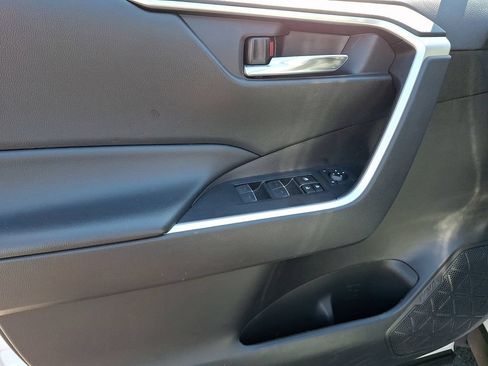 Used 2024 Toyota RAV4 XLE FWD image 13