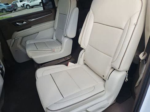 Certified 2021 GMC Yukon XL Denali AWD/4WD image 34