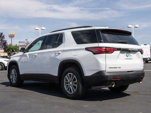 Used 2023 Chevrolet Traverse LT AWD/4WD image 5