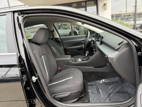 New 2026 Hyundai Sonata SE FWD image 18