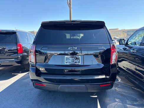 Used 2023 Chevrolet Tahoe Z71 w/ Luxury Package image 3