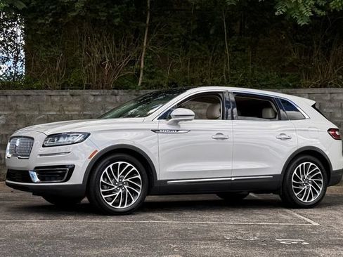 Used 2019 Lincoln Nautilus Reserve w/ Class II Trailer Tow Package FWD image 10