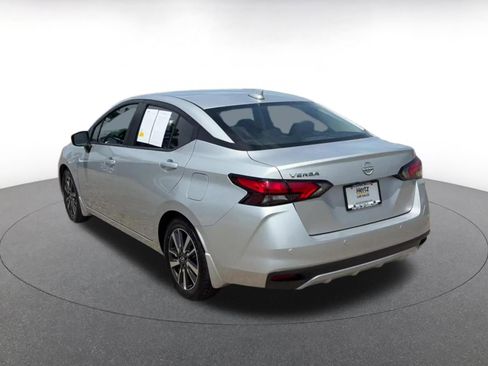 Used 2025 Nissan Versa SV w/ Trunk Package FWD image 9