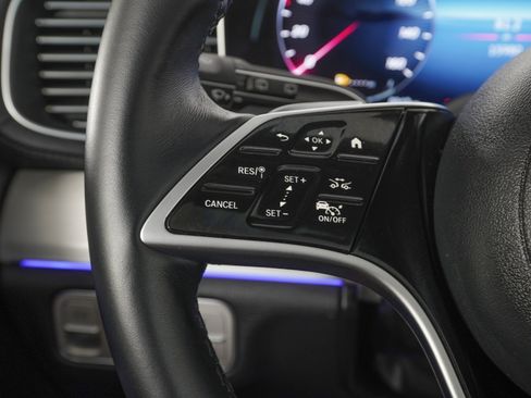 Used 2024 Mercedes-Benz GLS 450 4MATIC image 22