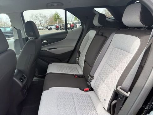 Used 2023 Chevrolet Equinox LT w/ LPO, Floor Liner Package FWD image 13