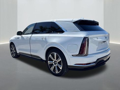 Used 2025 Cadillac Escalade IQ Luxury 1 AWD/4WD image 9