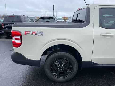 Used 2024 Ford Maverick Lariat w/ FX4 Off-Road Package image 34
