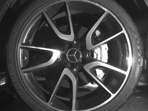 Used 2019 Mercedes-Benz GLC 43 AMG 4MATIC image 9