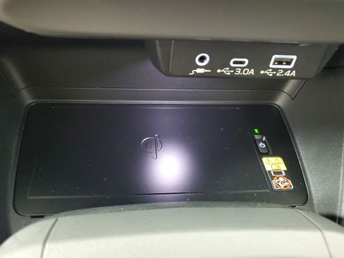 Used 2025 Subaru Crosstrek 2.5i Limited w/ Crosstrek Mirror Package image 19