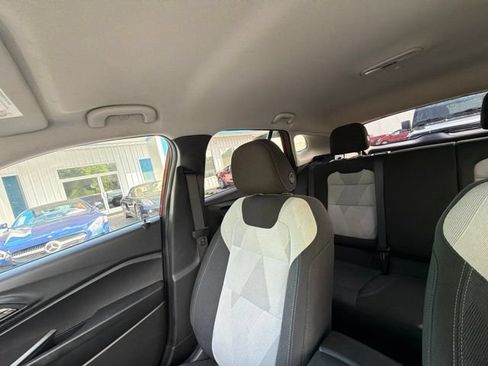 Used 2025 Chevrolet Trax LS FWD image 28