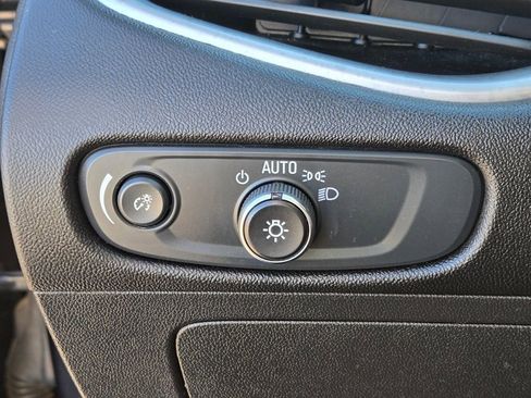 Used 2023 Chevrolet Malibu LT image 29