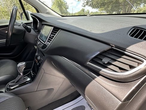 Used 2019 Buick Encore Preferred image 11