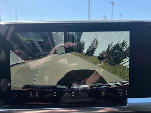 Used 2025 GMC Sierra 1500 Elevation w/ Elevation Premium Package AWD/4WD image 20