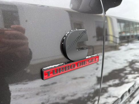 Used 2024 RAM 3500 Laramie w/ Night Edition image 10