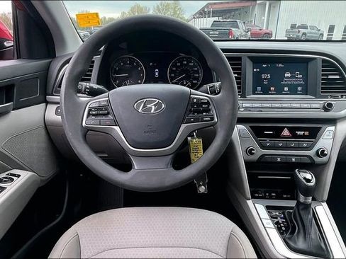 Used 2018 Hyundai Elantra SEL w/ Cargo Package FWD image 8