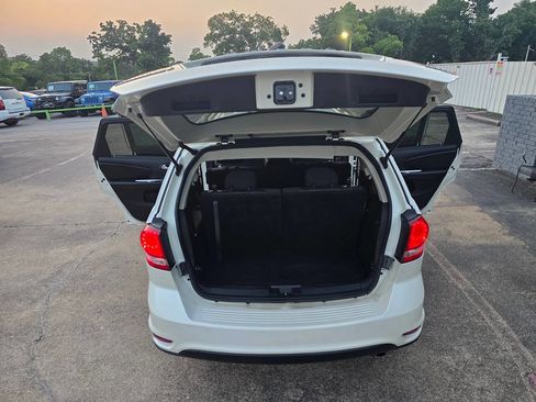 Used 2016 Dodge Journey SXT image 50