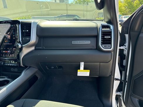 New 2026 RAM 1500 4x4 Crew Cab image 26
