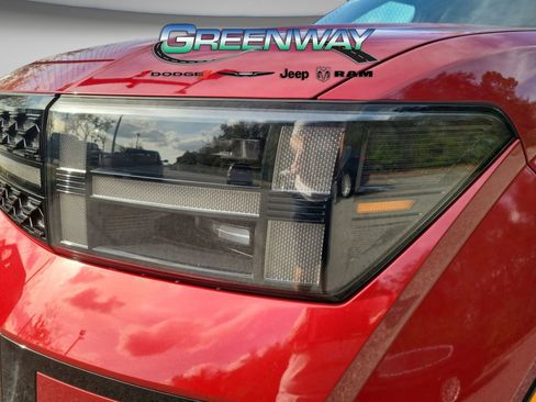 Used 2024 Hyundai Santa Fe Calligraphy image 5