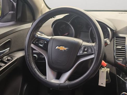 Used 2014 Chevrolet Cruze LT FWD image 16