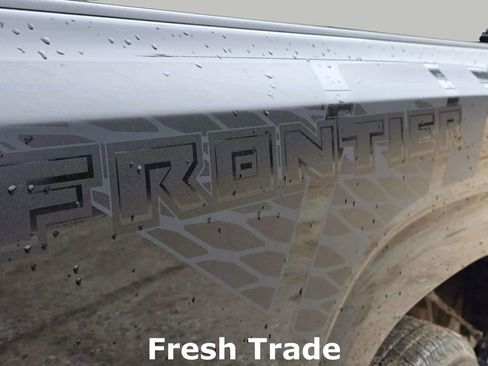 Used 2022 Nissan Frontier SV w/ Technology Package image 7