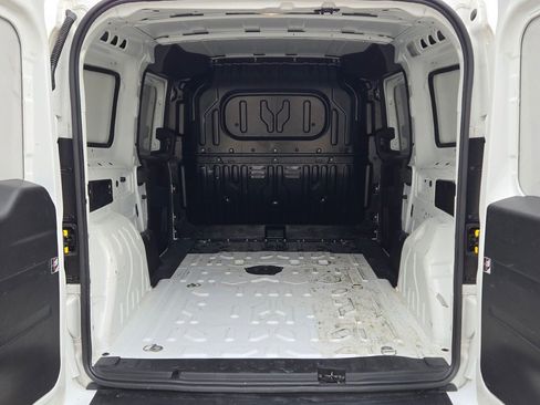 Used 2022 RAM ProMaster City Tradesman image 13