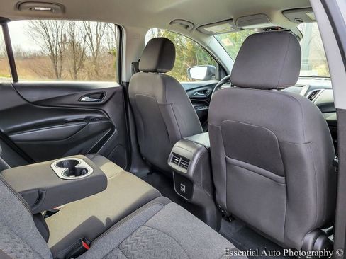 Used 2022 Chevrolet Equinox LT image 24