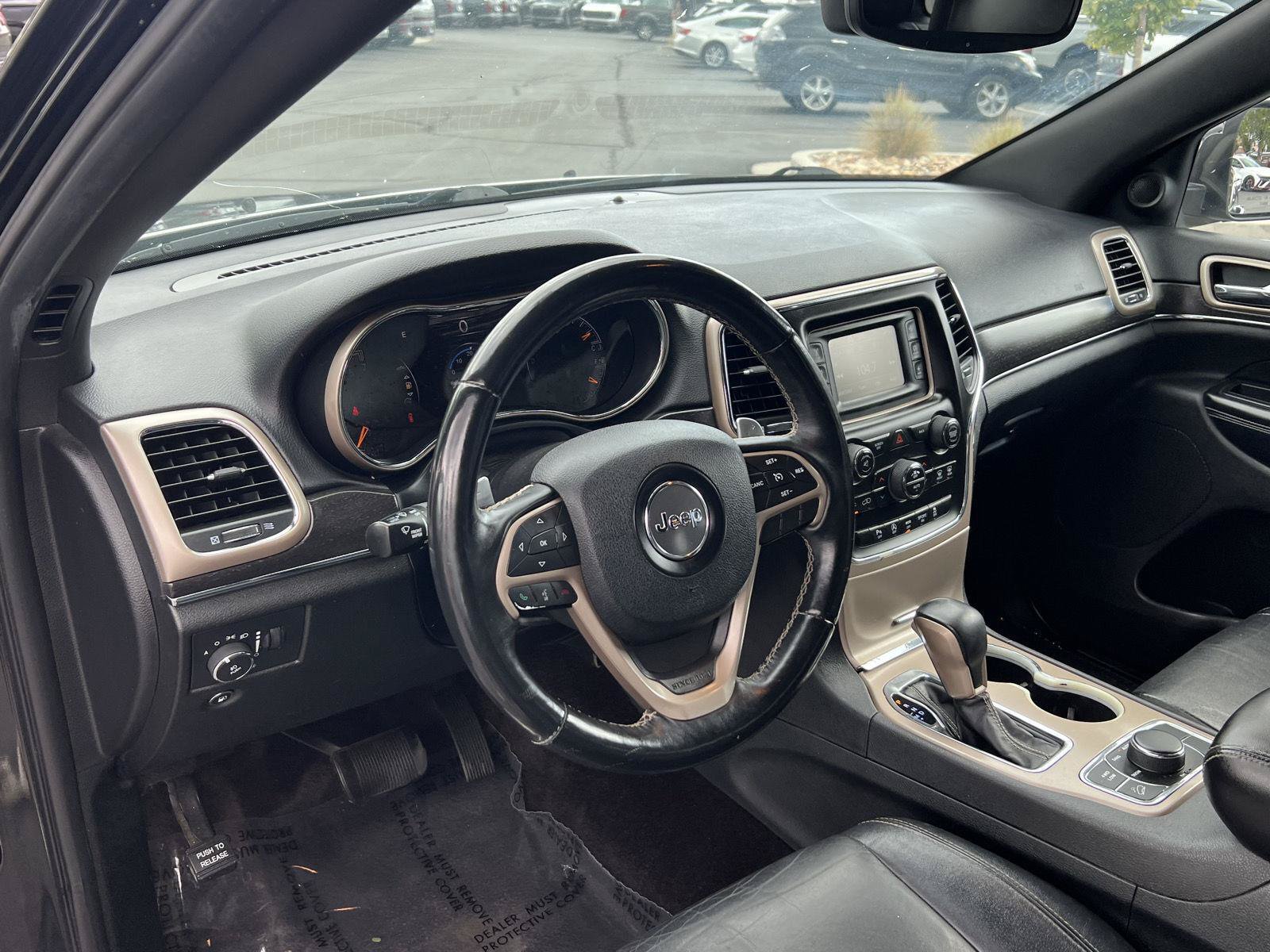 Used 2017 Jeep Grand Cherokee Limited AWD/4WD image 33