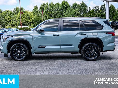 Used 2024 Toyota Sequoia Platinum AWD/4WD image 9