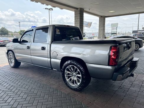 Used 2006 Chevrolet Silverado 1500 LT w/ Light Duty Power Package RWD image 9