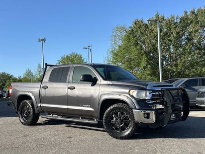 Used 2016 Toyota Tundra SR5 w/ SR5 Upgrade Package