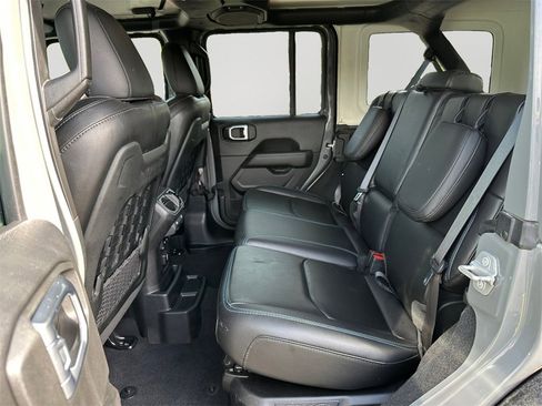 Used 2021 Jeep Wrangler Unlimited Rubicon 4xe w/ Advanced Safety Group image 15
