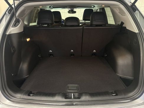 Used 2022 Jeep Compass Latitude image 10