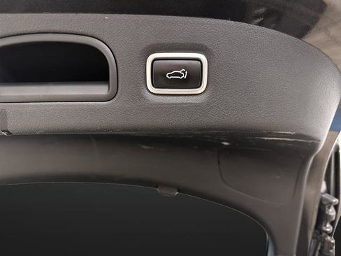 Used 2018 Kia Stinger GT2 image 16