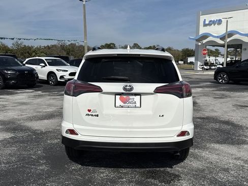 Used 2017 Toyota RAV4 LE image 6