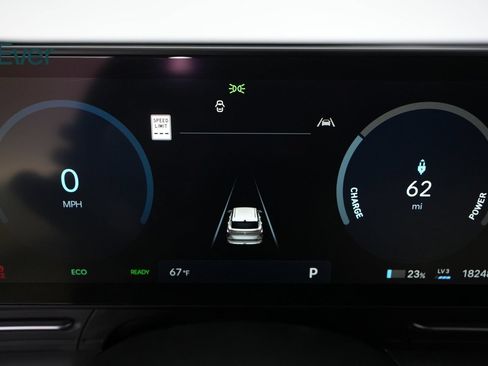 Used 2024 Hyundai Kona Limited FWD image 7
