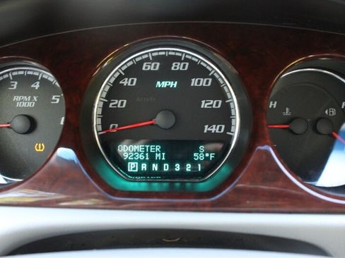 Used 2007 Buick Lucerne CXL FWD image 7