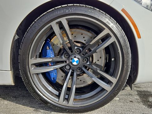 Used 2017 BMW M2 image 8