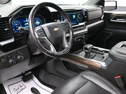 Used 2022 Chevrolet Silverado 1500 LT w/ All Star Edition Plus image 14