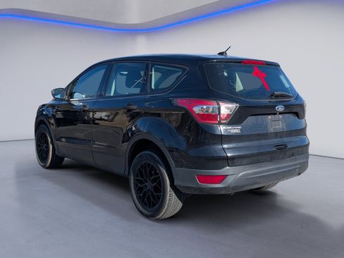 Used 2017 Ford Escape S image 5