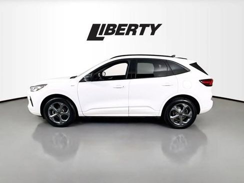 Certified 2023 Ford Escape ST-Line image 4