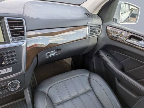 Used 2015 Mercedes-Benz GL 450 4MATIC image 17